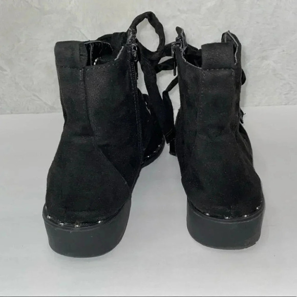 New Edition 7.5 black laced ankle boots - Picture 7 of 8